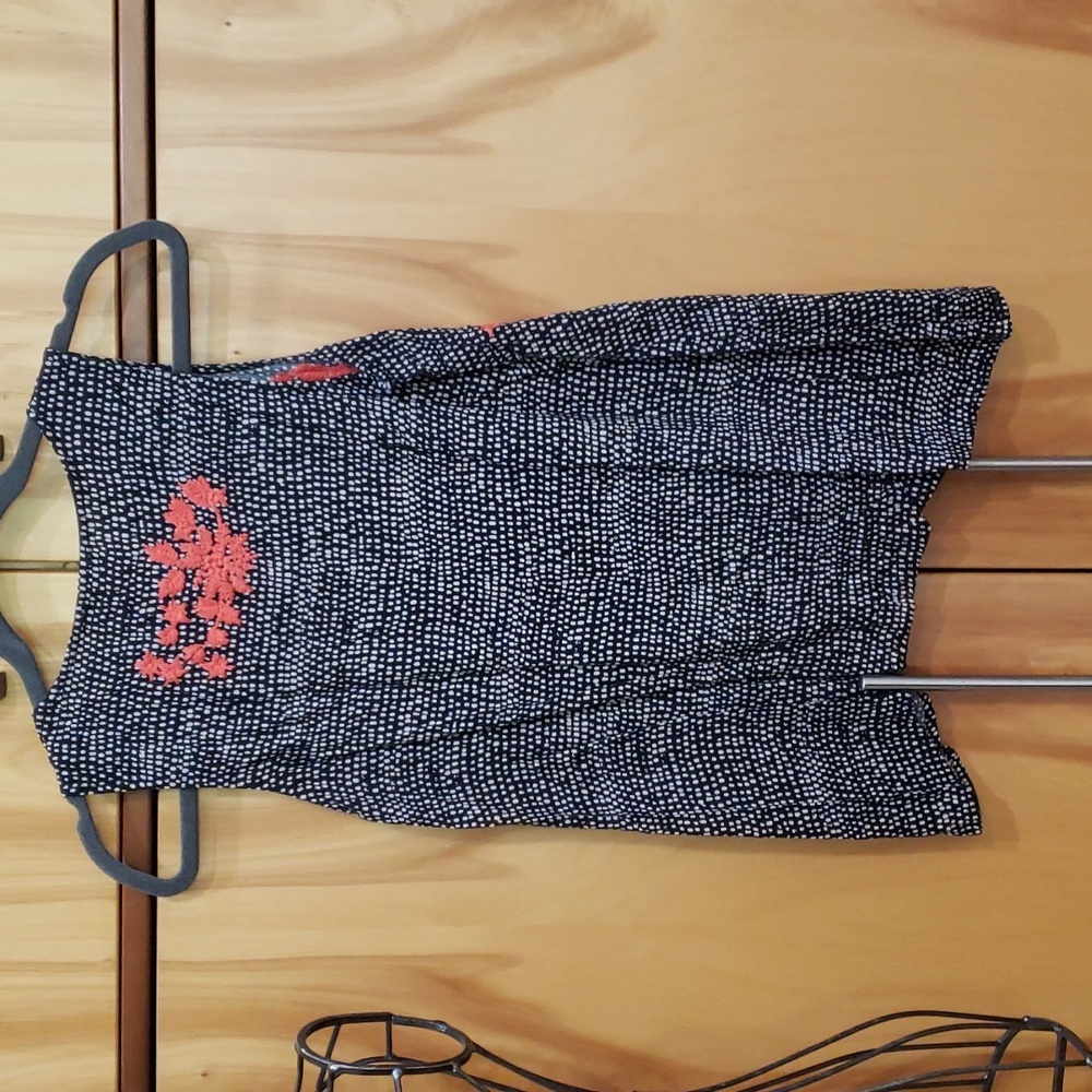 THML Embroidered top - Picture 2 of 4